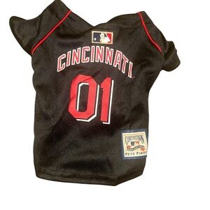 Pets First MLB Cincinnati Reds black Jersey for Dogs / cats size small costume